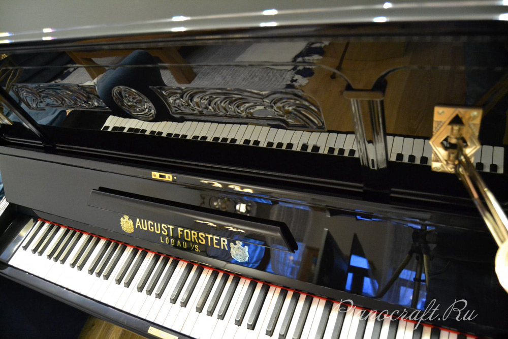 Реставрация пианино AUGUST FORSTER