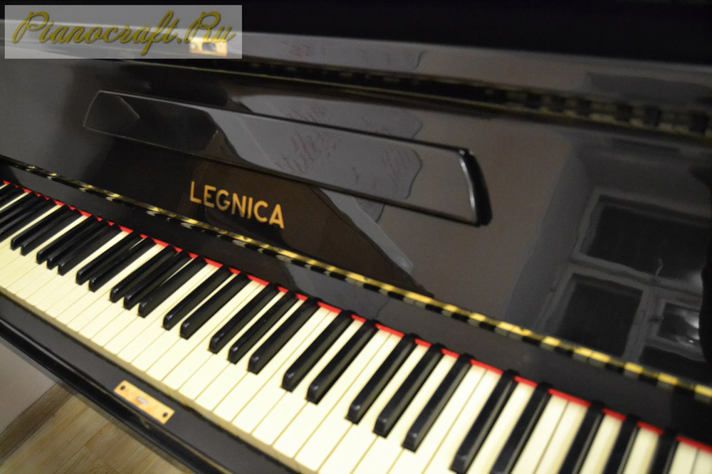 Реставрация пианино CALISIA и LEGNICA