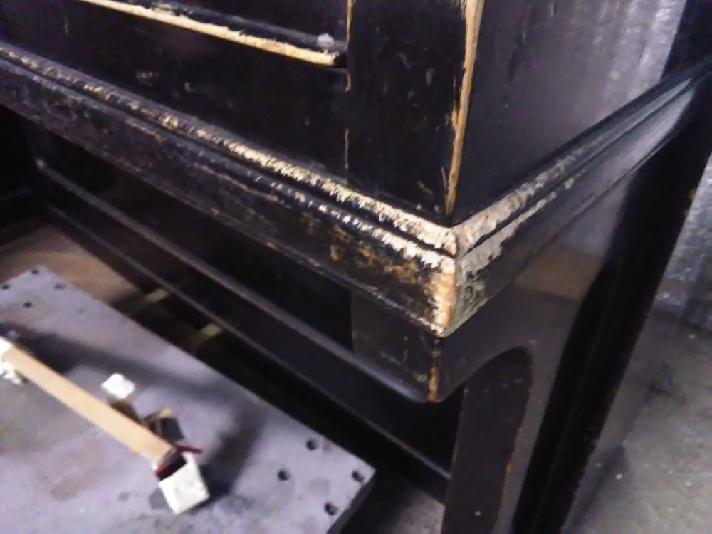 Реставрация пианино AUGUST FORSTER отбеливание клавиатуры слоновая кость цвет ral 9001